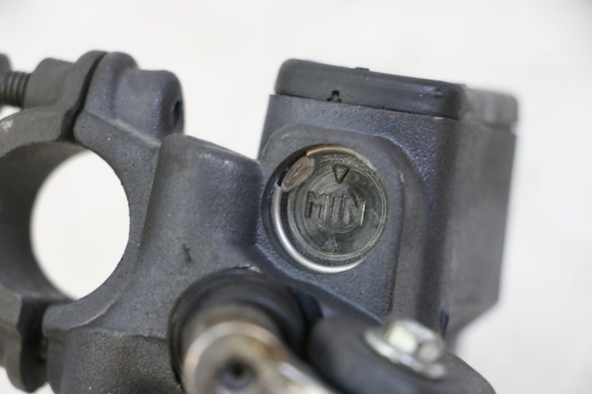 photo de FRONT BRAKE MASTER CYLINDER YAMAHA TZR 50 (2008 - 2016)