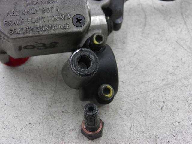 photo de FRONT BRAKE MASTER CYLINDER YAMAHA X-CITY XCITY 125 (2007 - 2008)