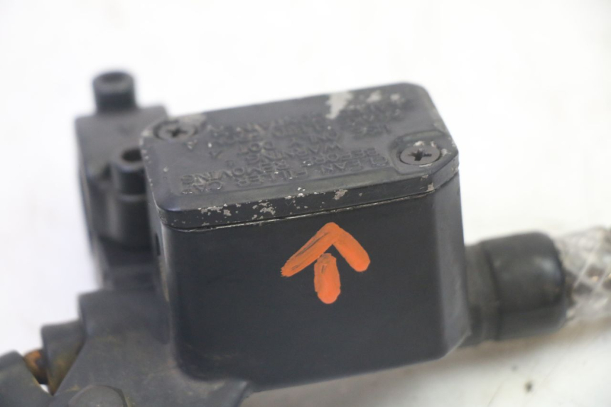 photo de FRONT BRAKE MASTER CYLINDER YAMAHA YP MAJESTY 125 (2007 - 2010)