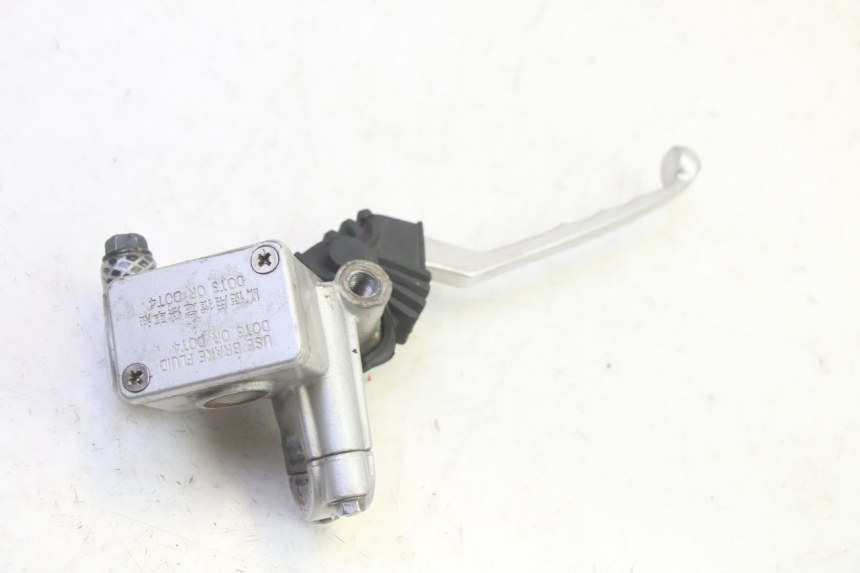 photo de FRONT BRAKE MASTER CYLINDER KYMCO ZING 125 (1997 - 2003) - Main view
