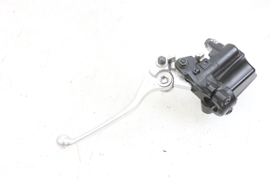 photo de FRONT BRAKE MASTER CYLINDER KAWASAKI ZR 7 750 (1999 - 2001) - Product overview