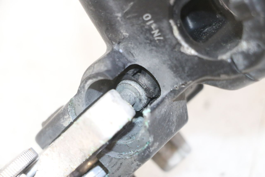 photo de CLUTCH MASTER CYLINDER YAMAHA FJR ABS 1300 (2006 - 2012)