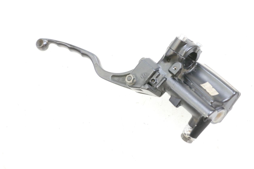 photo de CLUTCH MASTER CYLINDER KAWASAKI GPZ RX 1000 (1986 - 1988) - Fixing points details