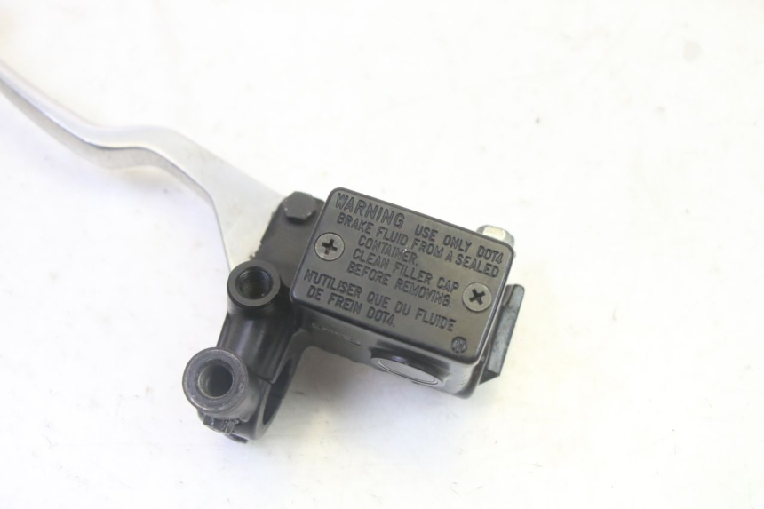 photo de REAR BRAKE MASTER CYLINDER SUZUKI BURGMAN 125 (2007 - 2014)