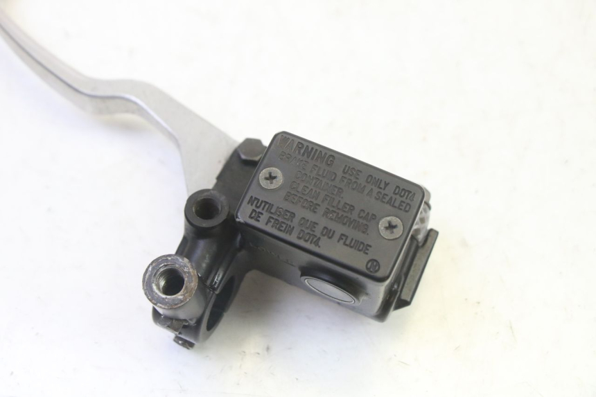 photo de REAR BRAKE MASTER CYLINDER SUZUKI BURGMAN 125 (2007 - 2014)