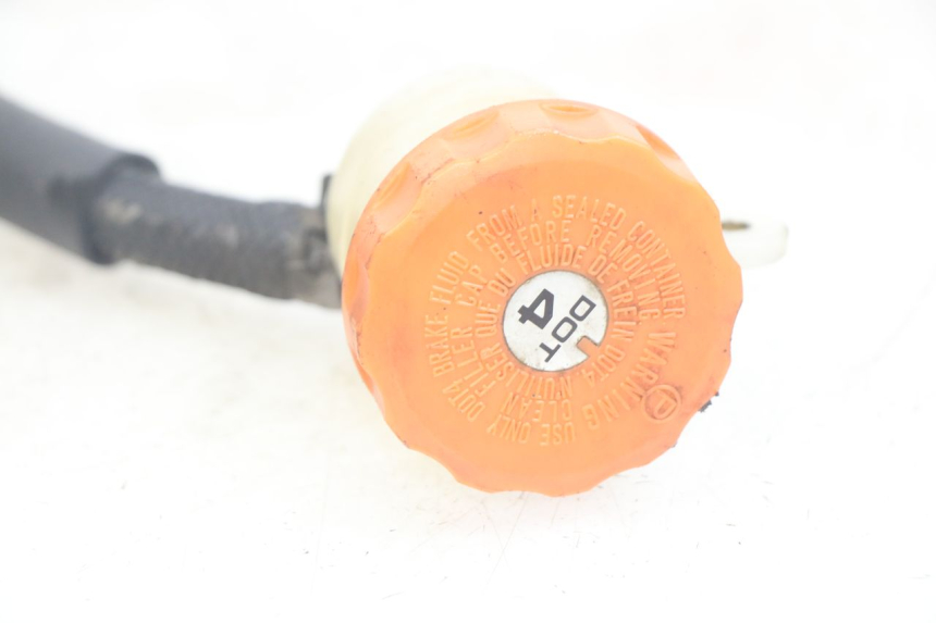 photo de REAR BRAKE MASTER CYLINDER HONDA CBR F SC25 1000 (1989 - 1992)