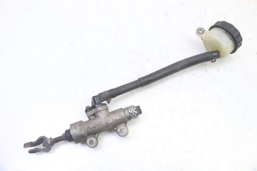photo de REAR BRAKE MASTER CYLINDER HONDA CBR RR FIREBLADE 900 (1992 - 1994)
