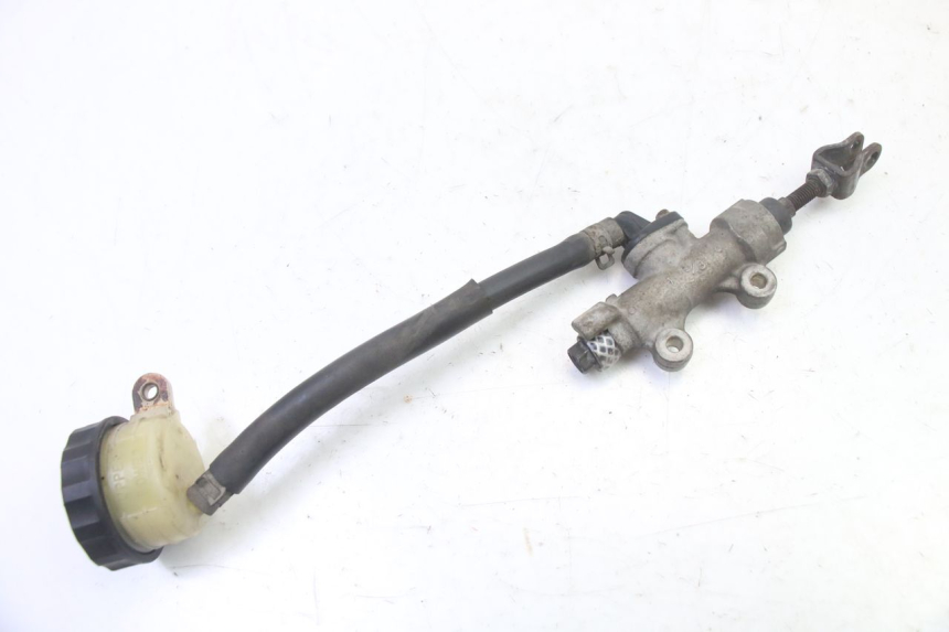 photo de REAR BRAKE MASTER CYLINDER HONDA CBR RR FIREBLADE 900 (1992 - 1994)