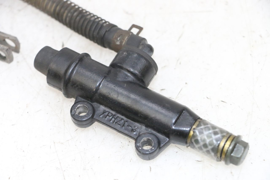 photo de REAR BRAKE MASTER CYLINDER KSR CODE 125 (2018 - 2020) - Technical close-up