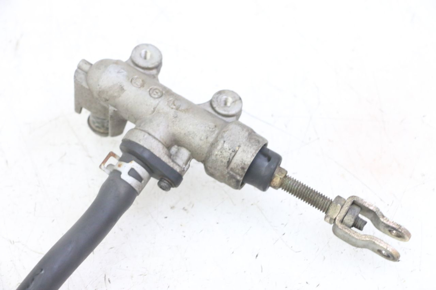 photo de REAR BRAKE MASTER CYLINDER SUZUKI GS GSE 500 (2001 - 2003)