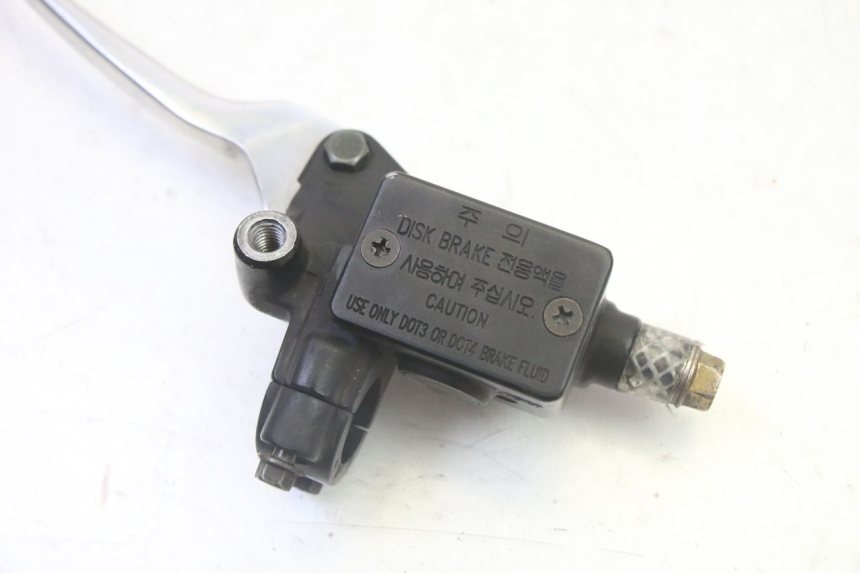 photo de REAR BRAKE MASTER CYLINDER DAELIM HISTORY 125 (2001 - 2002)