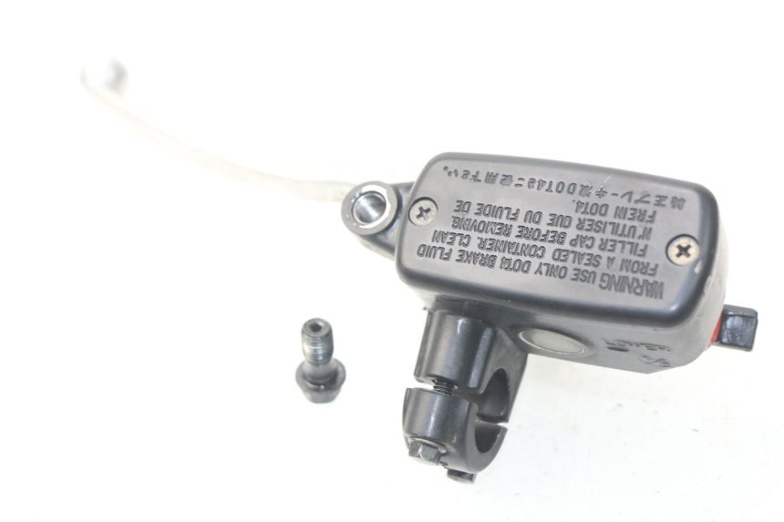 photo de REAR BRAKE MASTER CYLINDER HONDA NSS EX FORZA 250 (2008 - 2009)