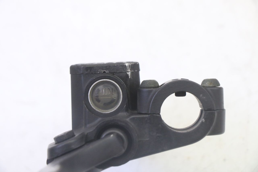 photo de REAR BRAKE MASTER CYLINDER PIAGGIO MP3 LT 300 (2010 - 2016) - Technical close-up