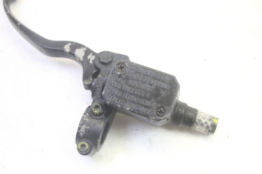 photo de REAR BRAKE MASTER CYLINDER PIAGGIO MP3 RL 250 (2007 - 2010) - Zoom on usage condition