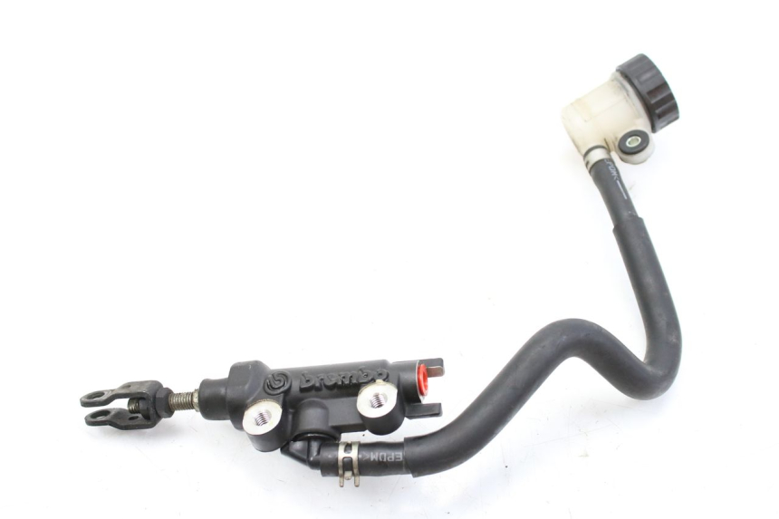 photo de REAR BRAKE MASTER CYLINDER YAMAHA MT-07 MT07 700 (2018 - 2020)