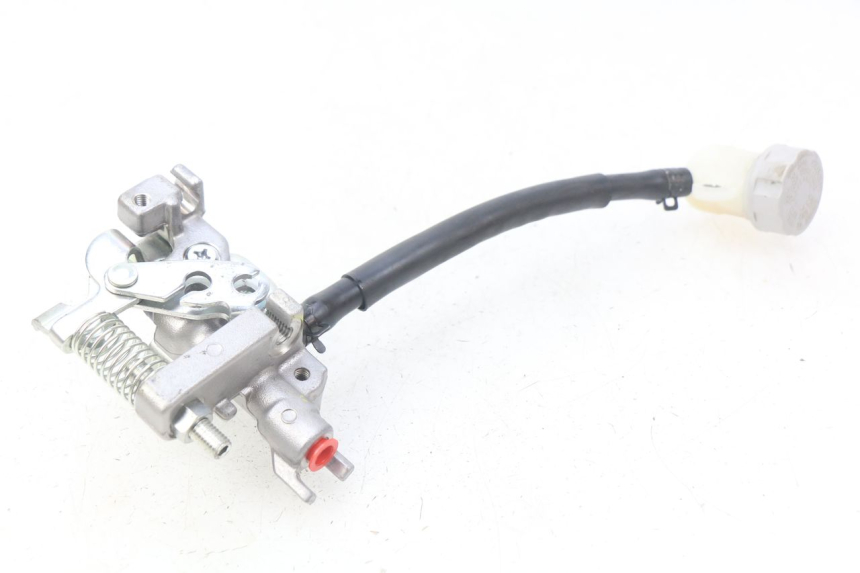 photo de REAR BRAKE MASTER CYLINDER HONDA PCX (JF57/JF64) 125 (2014 - 2018)