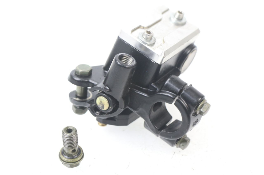 photo de REAR BRAKE MASTER CYLINDER PEUGEOT LUDIX 50 (2008 - 2017)