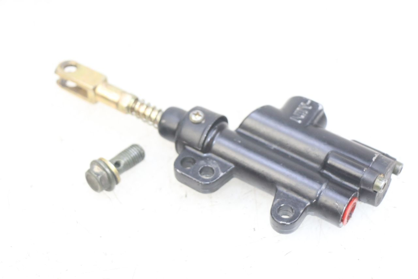 photo de REAR BRAKE MASTER CYLINDER APOLLO RFZ 150