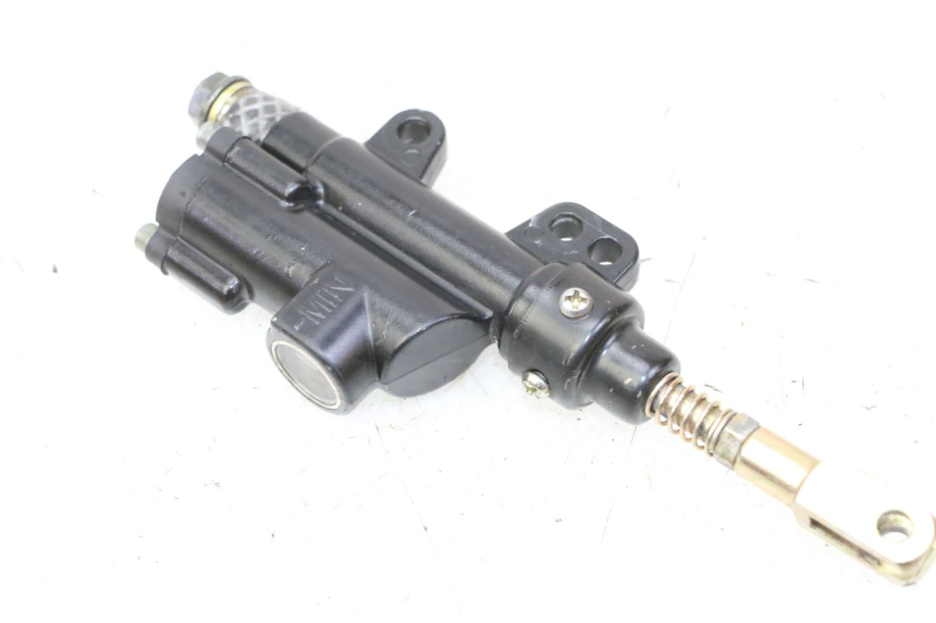 photo de REAR BRAKE MASTER CYLINDER APOLLO RFZ 150