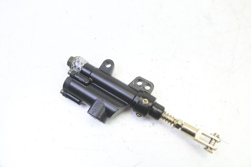 photo de REAR BRAKE MASTER CYLINDER APOLLO RFZ 125