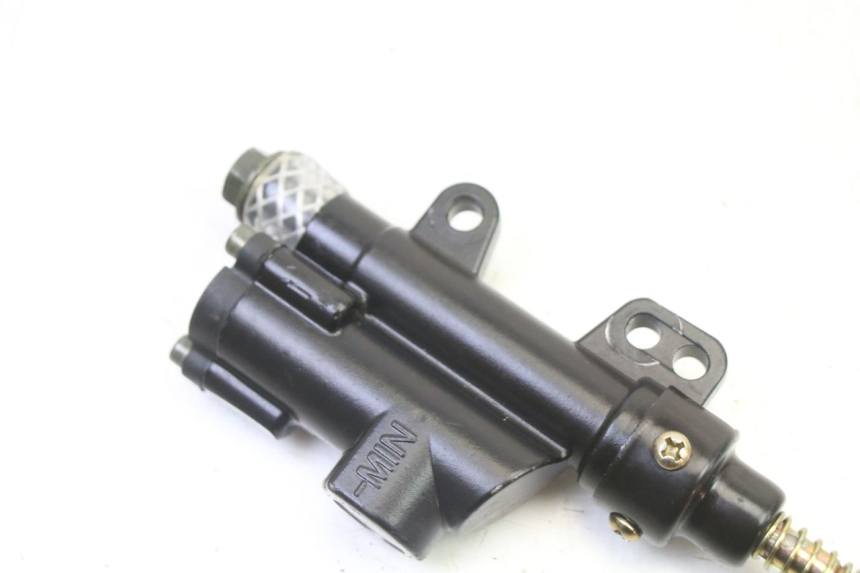 photo de REAR BRAKE MASTER CYLINDER APOLLO RFZ 125