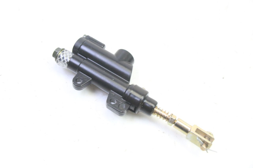 photo de REAR BRAKE MASTER CYLINDER APOLLO RFZ 125
