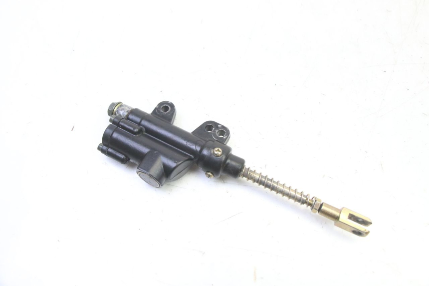 photo de REAR BRAKE MASTER CYLINDER APOLLO RFZ 125