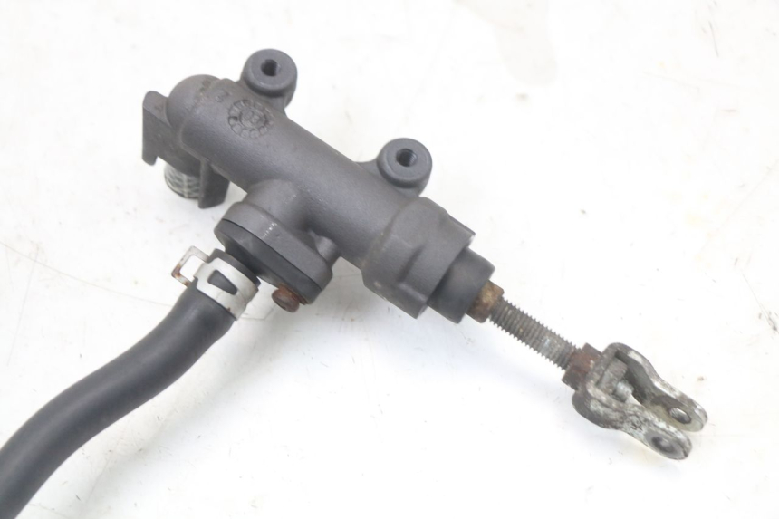 photo de REAR BRAKE MASTER CYLINDER SUZUKI GS F 500 (2004 - 2007)