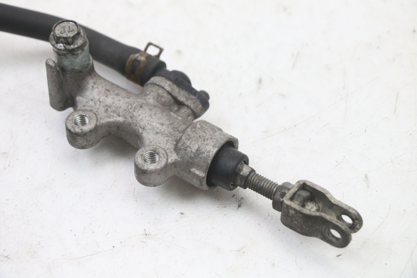 photo de REAR BRAKE MASTER CYLINDER SUZUKI GSX F GSXF 650 (2007 - 2015)