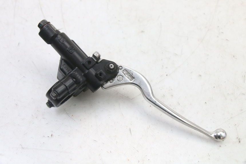 photo de REAR BRAKE MASTER CYLINDER SYM FIDDLE 3 III 125 (2014 - 2020)