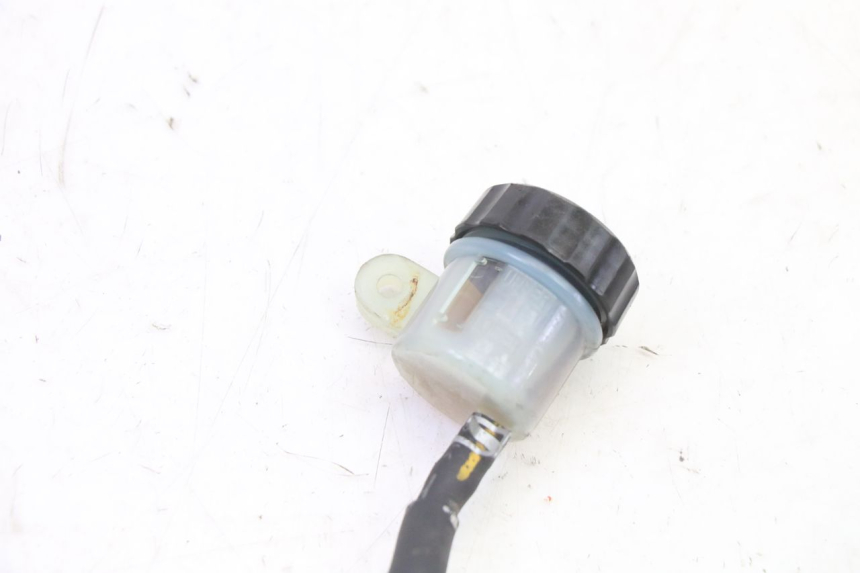 photo de REAR BRAKE MASTER CYLINDER YAMAHA TDM ABS 900 (2002 - 2014)