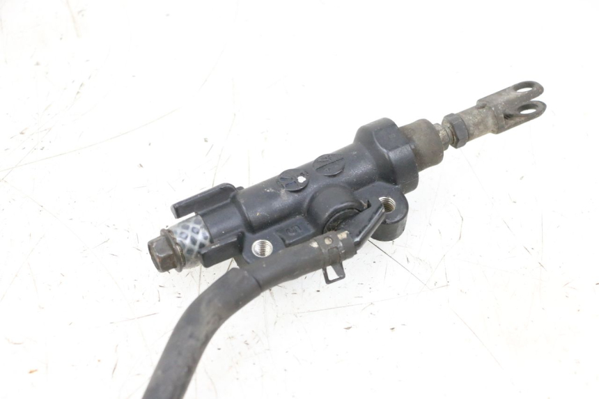 photo de REAR BRAKE MASTER CYLINDER YAMAHA TDM ABS 900 (2002 - 2014) - Zoom on usage condition
