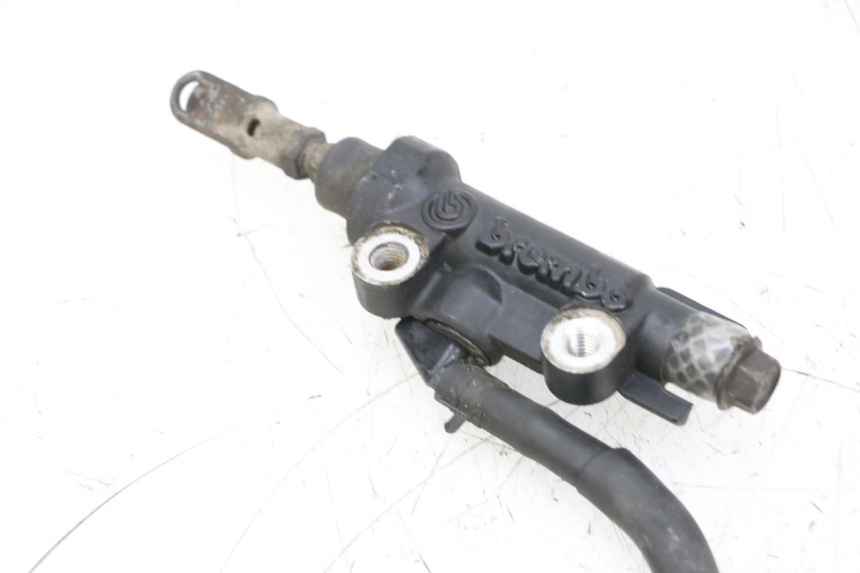 photo de REAR BRAKE MASTER CYLINDER YAMAHA TDM ABS 900 (2002 - 2014) - Alternative perspective