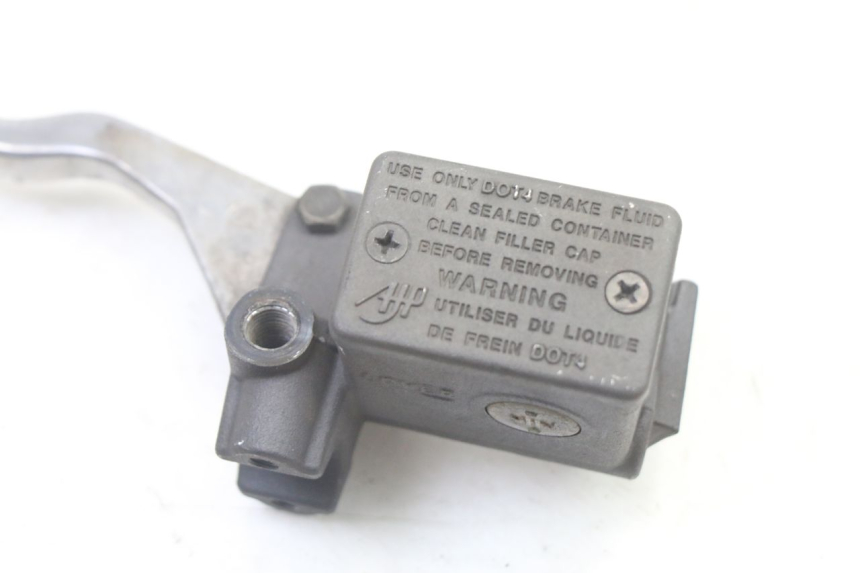 photo de REAR BRAKE MASTER CYLINDER SUZUKI UH BURGMAN 125 (2002 - 2006)