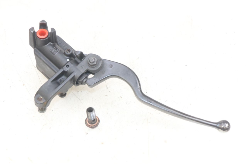 photo de REAR BRAKE MASTER CYLINDER YAMAHA X-MAX XMAX 250 (2006 - 2009)