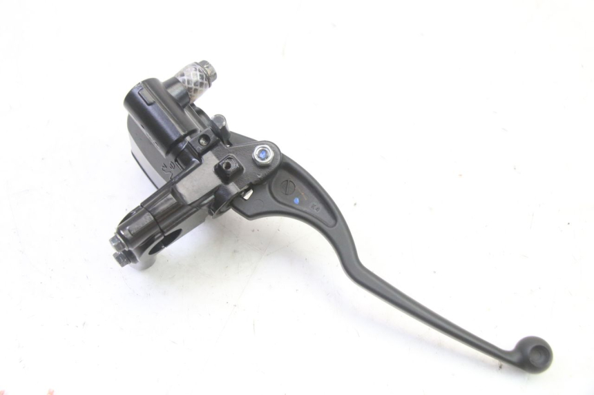 photo de REAR BRAKE MASTER CYLINDER YAMAHA XMAX X-MAX 125 (2021 - 2025)