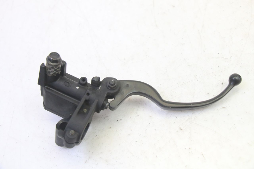 photo de REAR BRAKE MASTER CYLINDER YAMAHA X-MAX XMAX 250 (2006 - 2009)