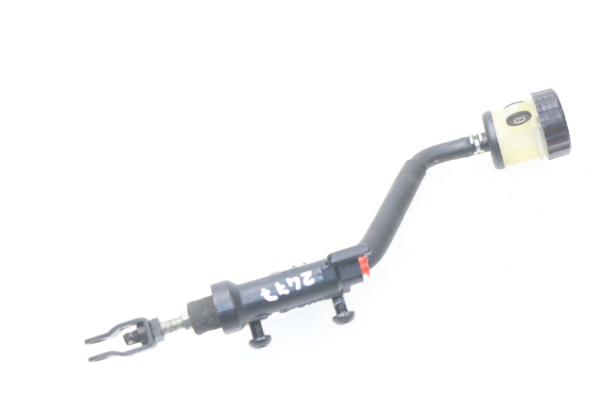 photo de REAR BRAKE MASTER CYLINDER YAMAHA FZ8 800 (2010 - 2016)