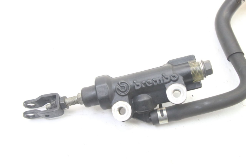 photo de REAR BRAKE MASTER CYLINDER YAMAHA XJ6 ABS 600 (2008 - 2016)