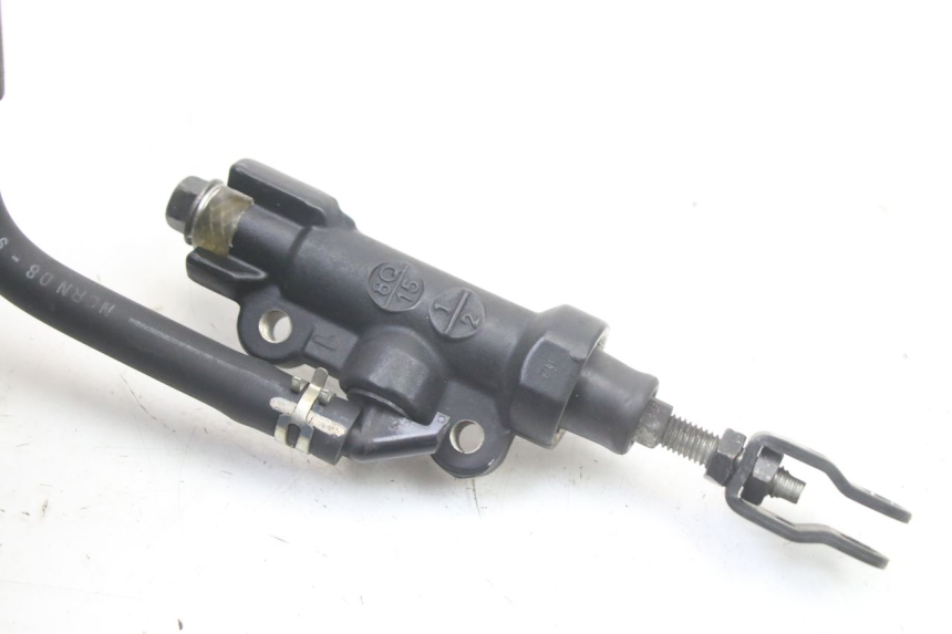 photo de REAR BRAKE MASTER CYLINDER YAMAHA XJ6 ABS 600 (2008 - 2016)