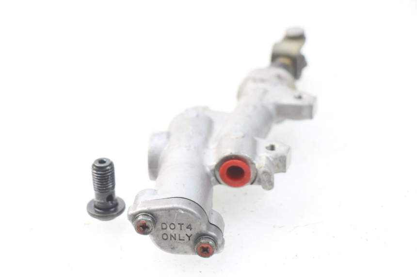 photo de REAR BRAKE MASTER CYLINDER YAMAHA YZ-F YZF 250 (2014 - 2018)