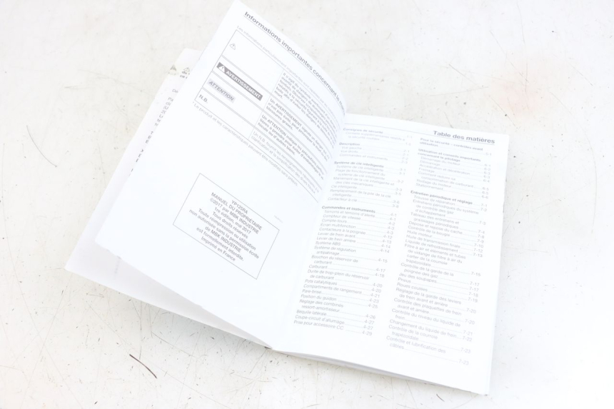 photo de USER MANUAL YAMAHA XMAX X-MAX ABS 125 (2017 - 2020)