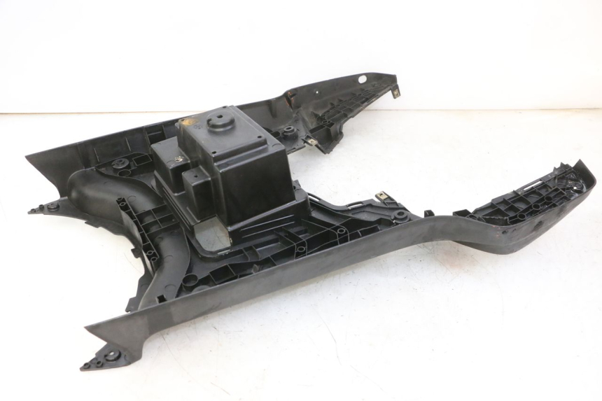 photo de FLOOR PANEL KYMCO AGILITY NAKED RENOUVO 2T 50 (2011 - 2018)