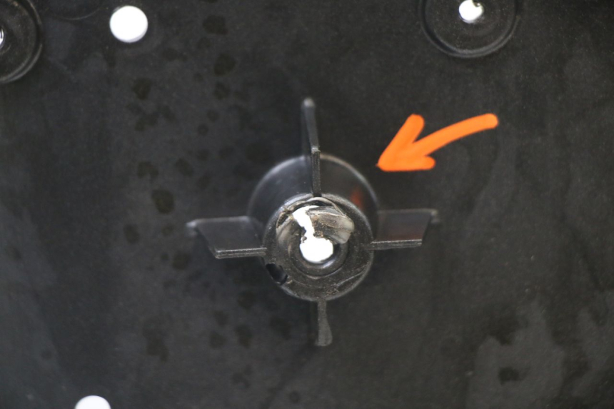photo de FLOOR PANEL APRILIA ATLANTIC 125 (2003 - 2009)
