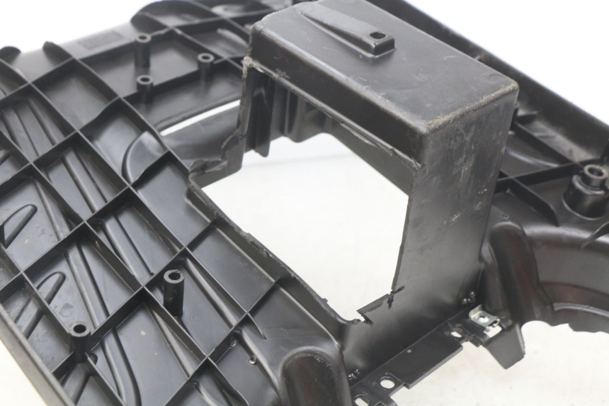 photo de FLOOR PANEL MBK BOOSTER SPIRIT NAKED 50 (2004 - 2017)