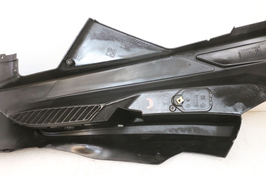 photo de RIGHT FLOOR PANEL ADIVA AD3 300 (2014 - 2020)