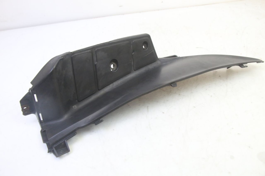 photo de RIGHT FOOTREST SUZUKI BURGMAN 125 (2007 - 2014)