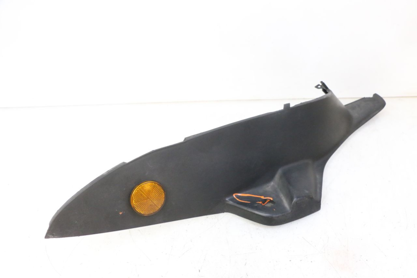 photo de RIGHT FOOTREST PEUGEOT ELYSTAR 50 (2002 - 2014)