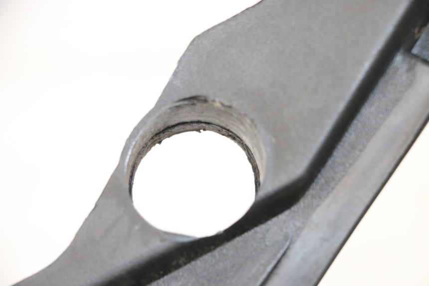 photo de RIGHT FLOOR PANEL JM MOTORS GTS 125 (2015 - 2019) - Distinctive features