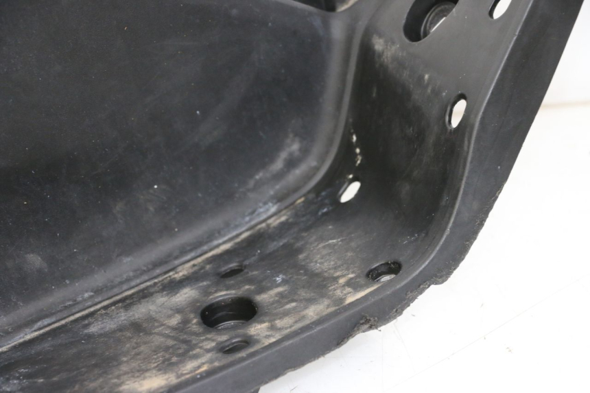 photo de RIGHT FOOTREST HONDA PCX (JF47) 125 (2012 - 2013)